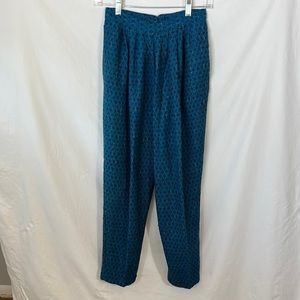 VINTAGE 80’s women’s Synari zip up pants.